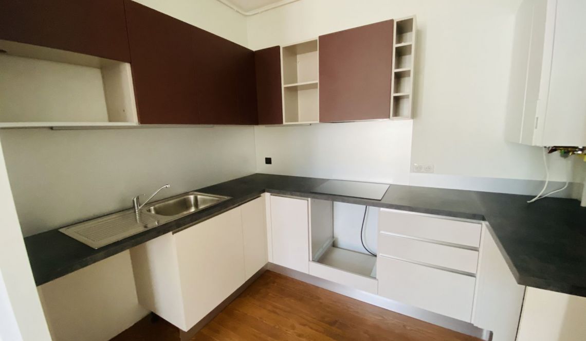 Appartement avec cuisine ouverte 