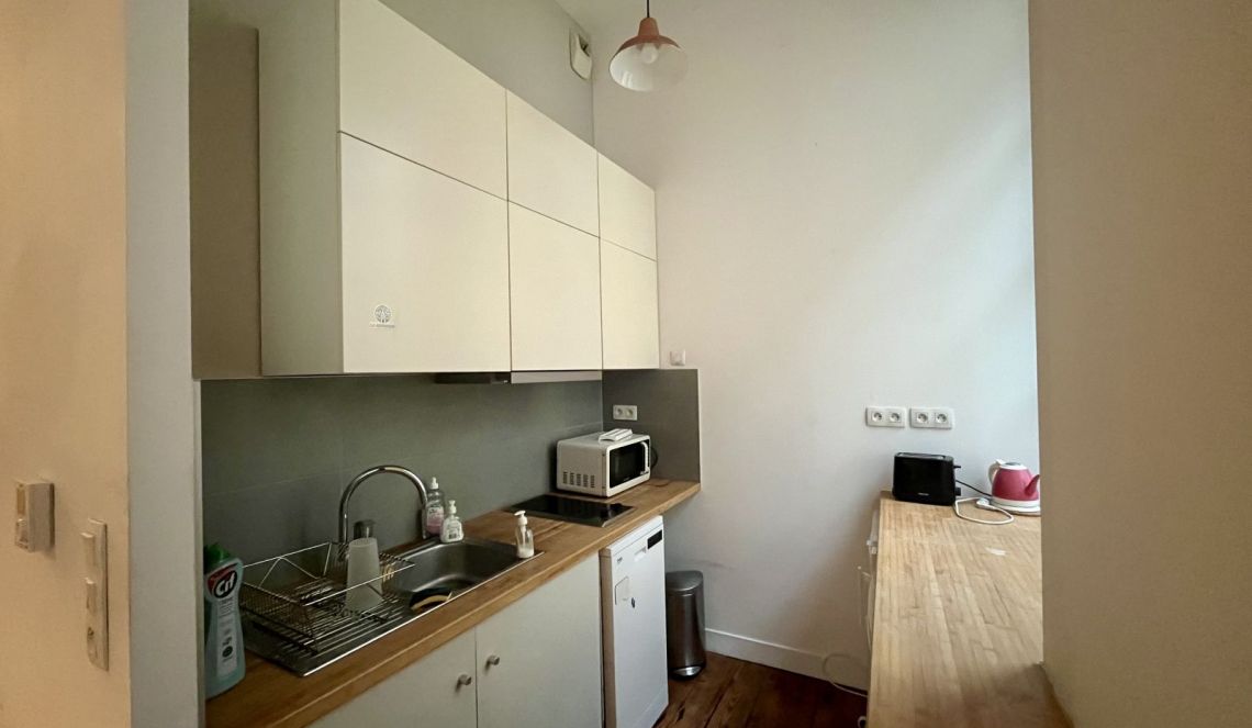 location d'un appartement avec cuisine ouverte