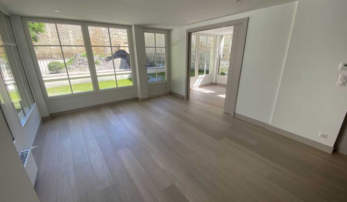 Appartement avec séjour lumineux