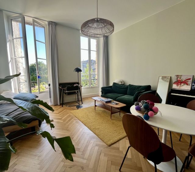 Studio meublé 